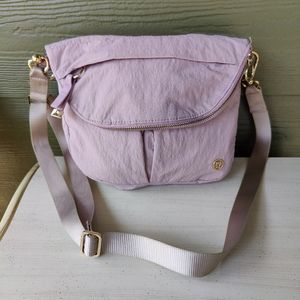 Lululemon Antoinette All Night Festival Bag Lavender Purple Crossbody Messenger